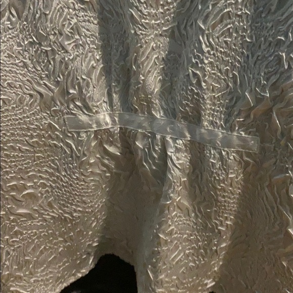 White button up blouse - Picture 5 of 5